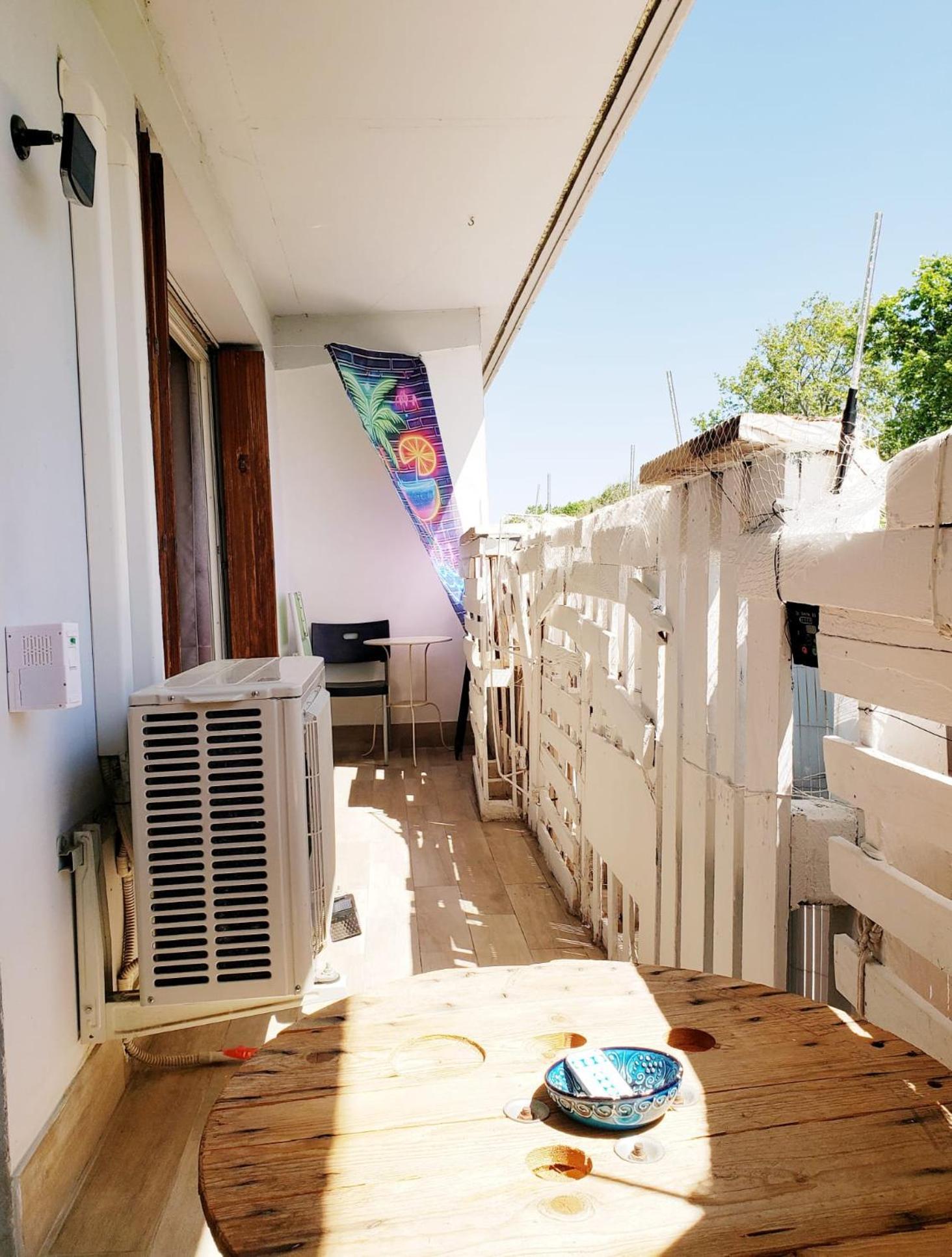 Air Conditioned Residential Suite From 1 To 6 - Bathtubs In Rooms - Self-Arrival - Wifi - Laundry - Parking Avignon Exteriér fotografie