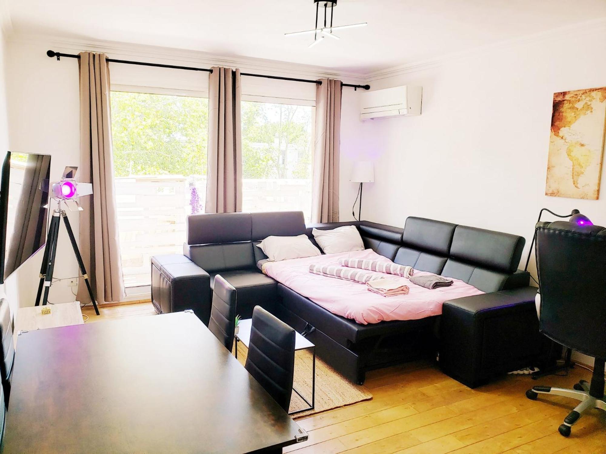 Air Conditioned Residential Suite From 1 To 6 - Bathtubs In Rooms - Self-Arrival - Wifi - Laundry - Parking Avignon Exteriér fotografie